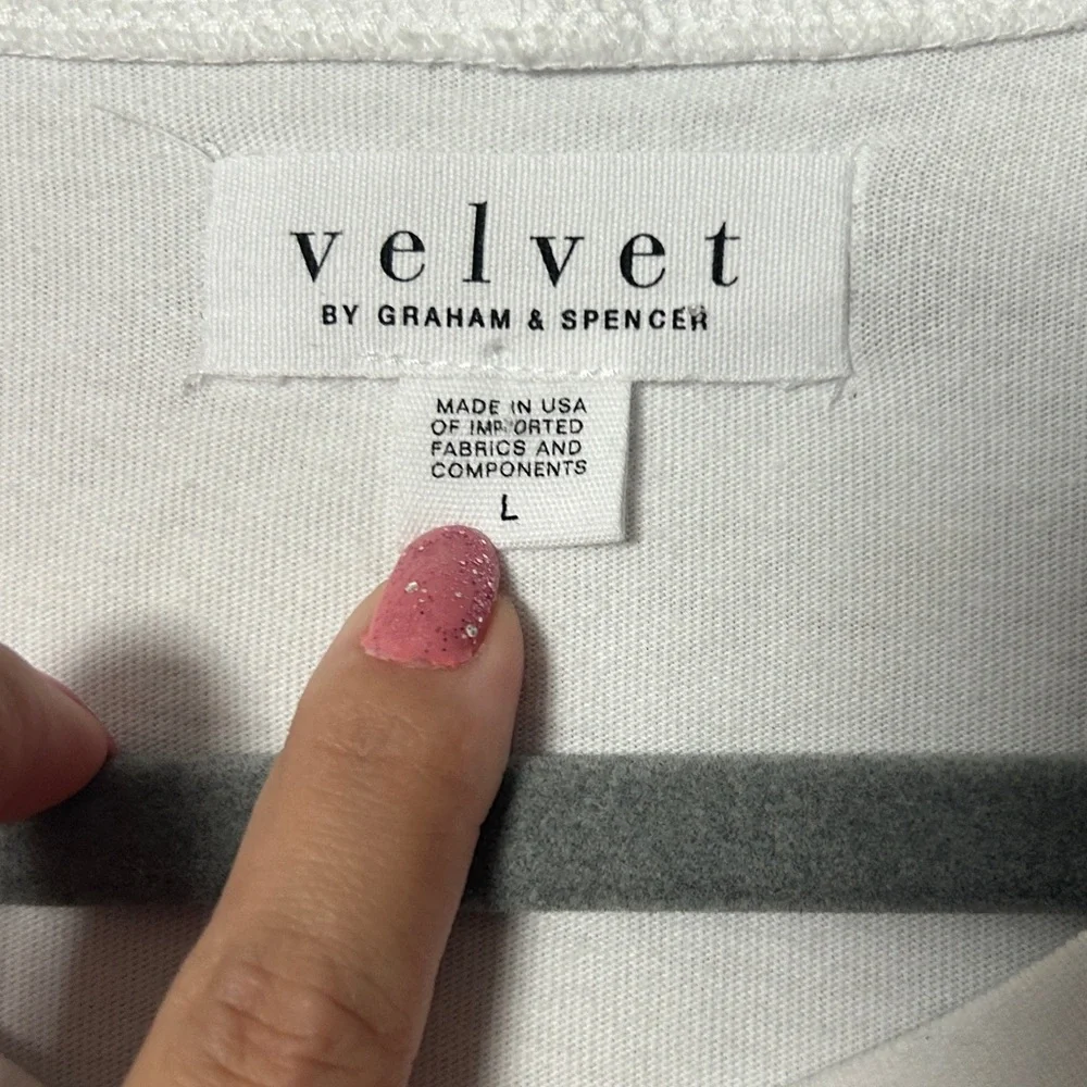 Velvet by Graham & Spencer Beach Romper - Picture 3 of 12